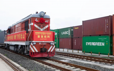 The First Direct Train to Central Asia from Guiyang Successfully Launched┃Feiliks Facilitates “Made in Guizhou” Going Abroad